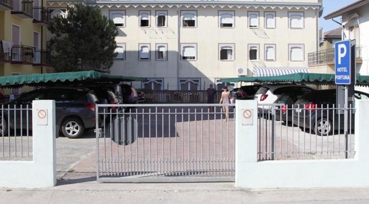 Hotel Fortuna Caorle Esterno foto