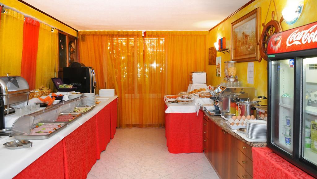 Hotel Fortuna Caorle Esterno foto