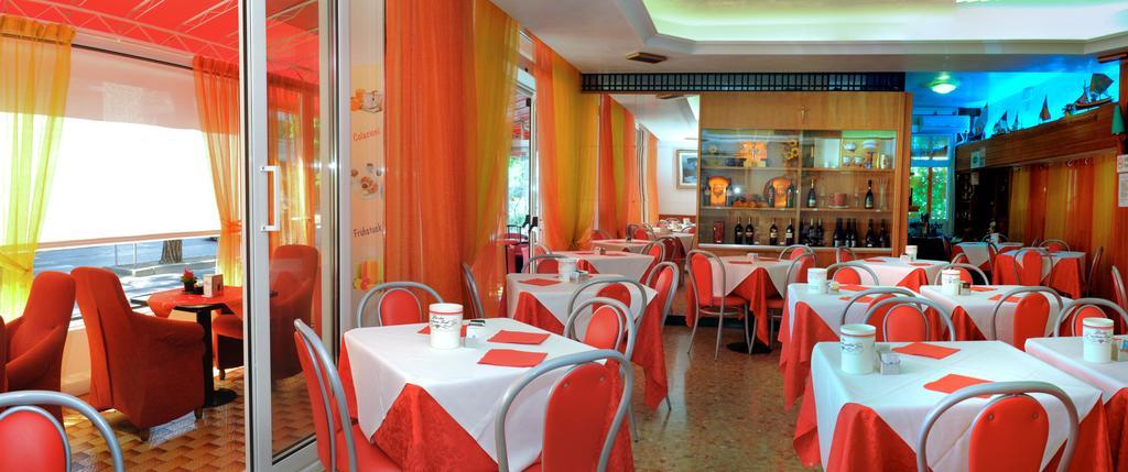 Hotel Fortuna Caorle Esterno foto
